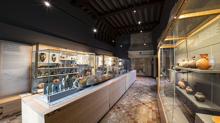 Un musée riche en collections antiques et extra-occidentales - Musée Pincé