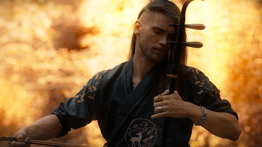 Nouvel An Chinois Concert de Erhu par Eliott Tordo