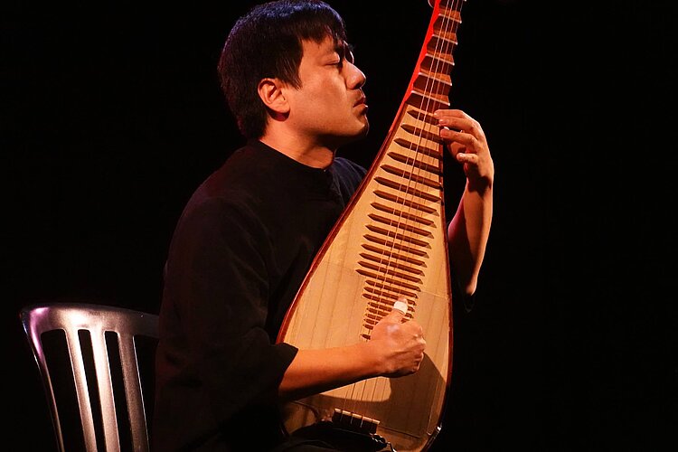 Nouvel An Chinois Concert de Erhu par Eliott Tordo